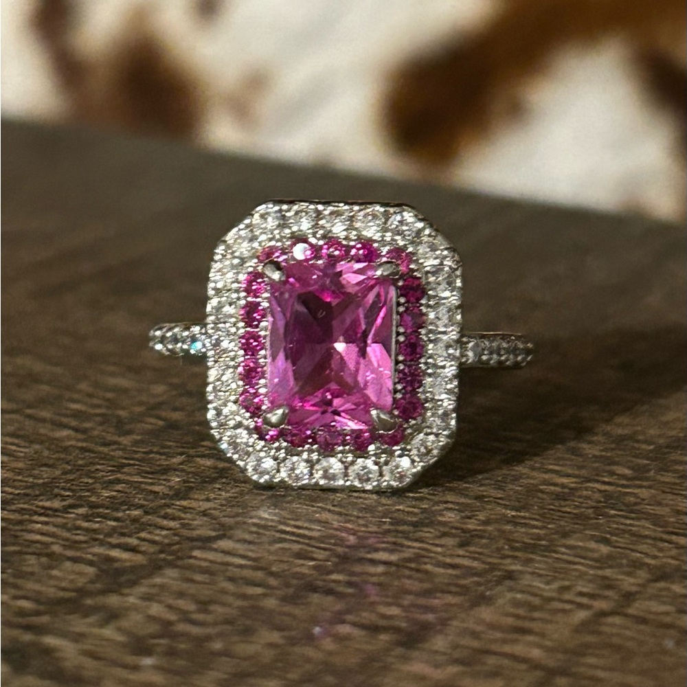 Bomb party size 6 rhodium pink stones